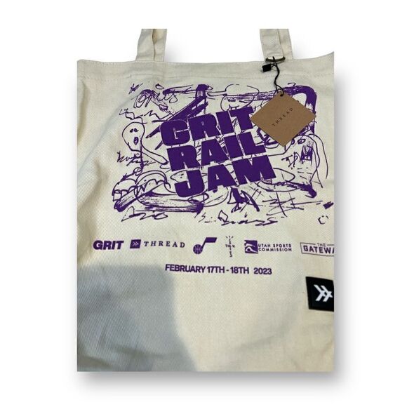 Thread Canvas Reusable Bag - Picture 2 of 6